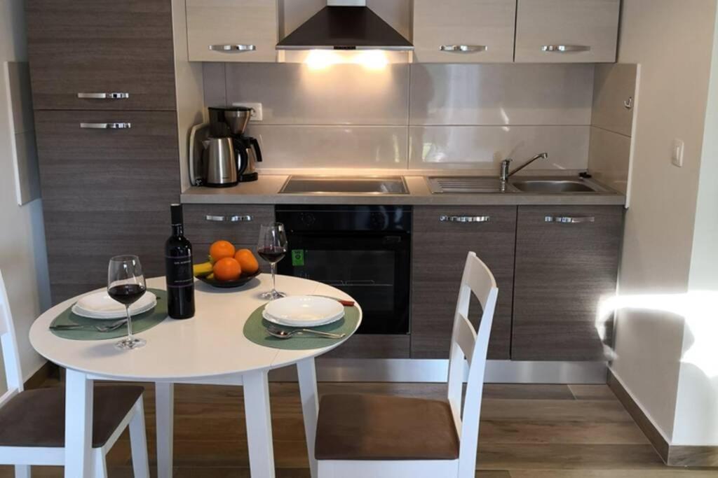 Apartment Vesna For 2, Free Parking And Wi-Fi Пула Экстерьер фото